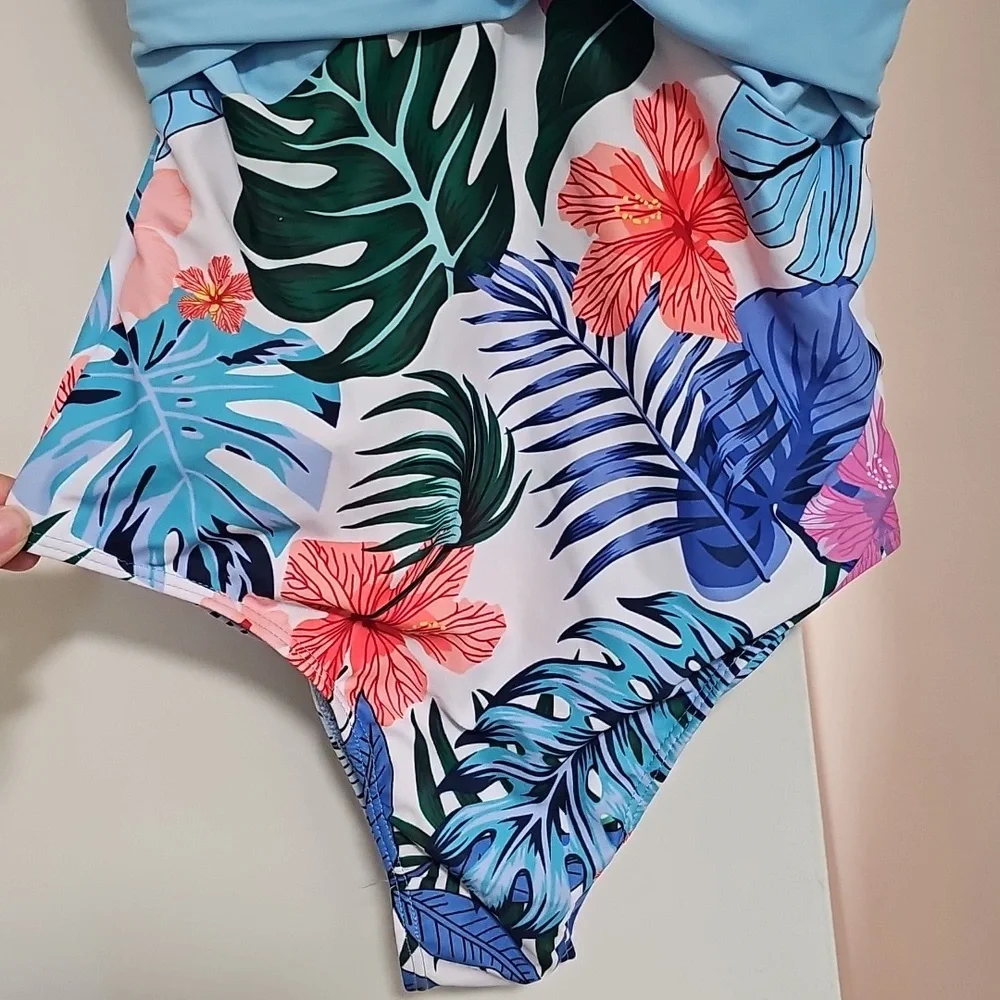 NWT Binlowis V-Neck Push-Up One-Piece  Floral Leaf Swimsuit Small